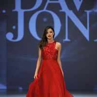 Miranda Kerr walks in David Jones Spring Summer 2011 pictures